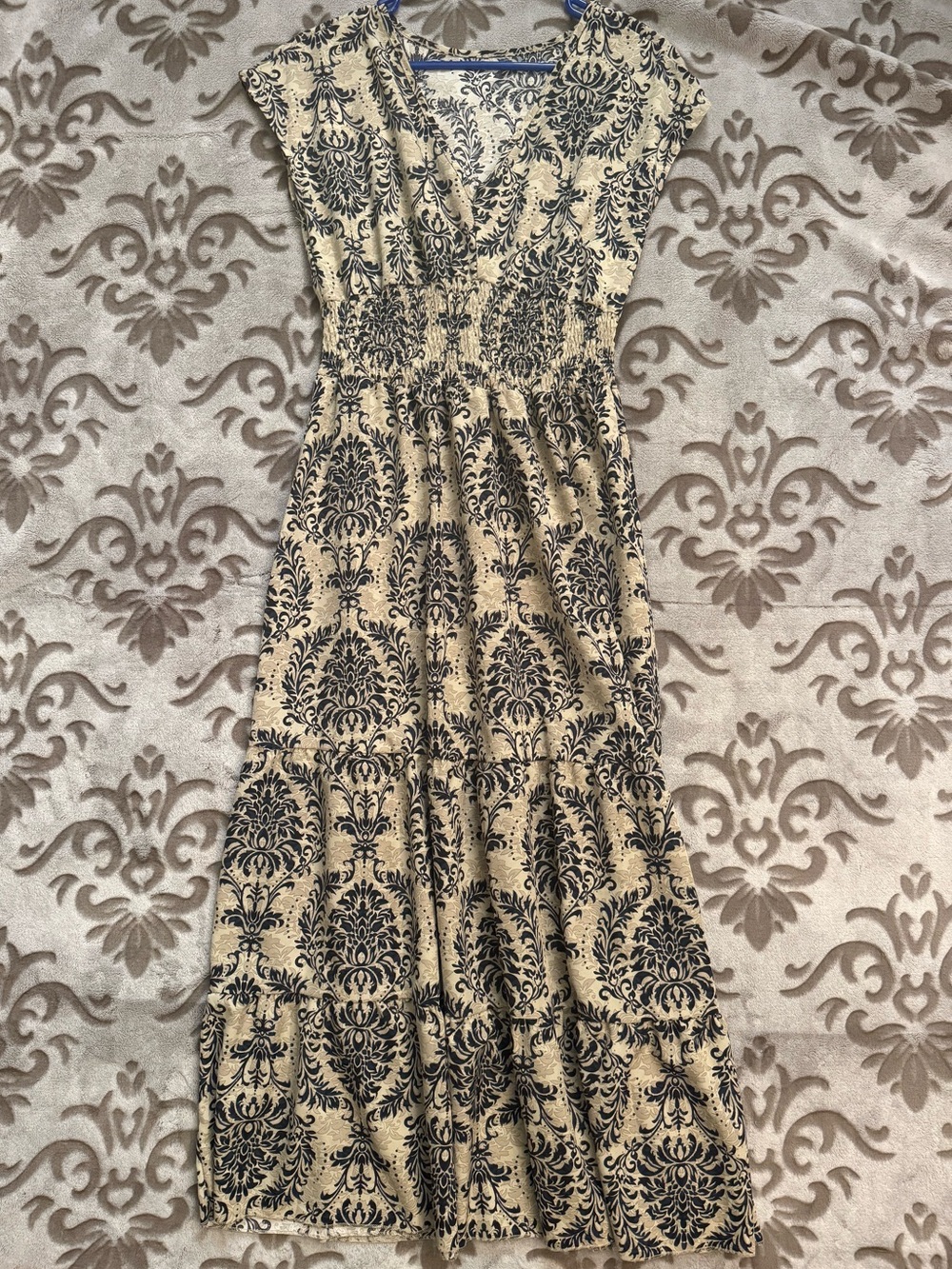 Women's Beige and Black Patterned Maxi Dress